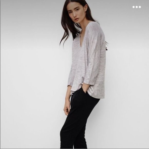 Aritzia Wilfred Free Aneta V-Neck Top Maroon Burgundy Loose Boxy Fit - Picture 3 of 15